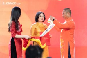 Hồng Minh tại Eagle Award