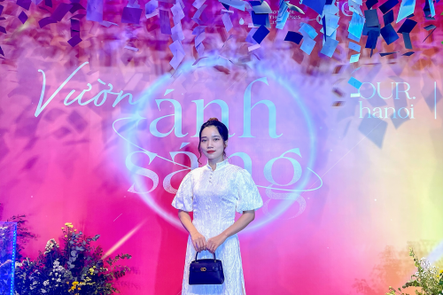 Bác sĩ Hương