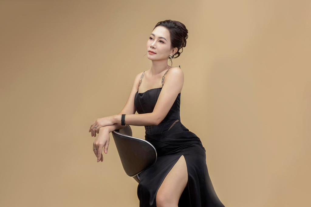 Hồng Nhung