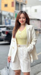 Thắm Đặng