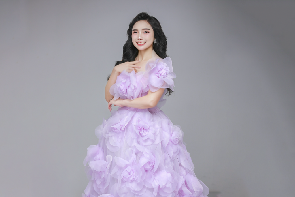 Lương Y Huê Thị